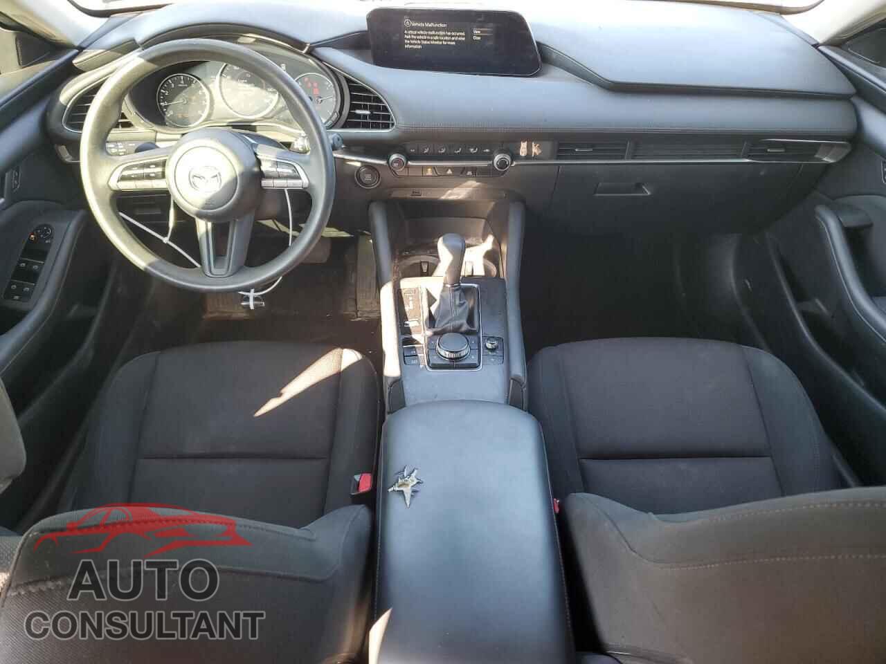 MAZDA 3 2021 - JM1BPAA70M1328167