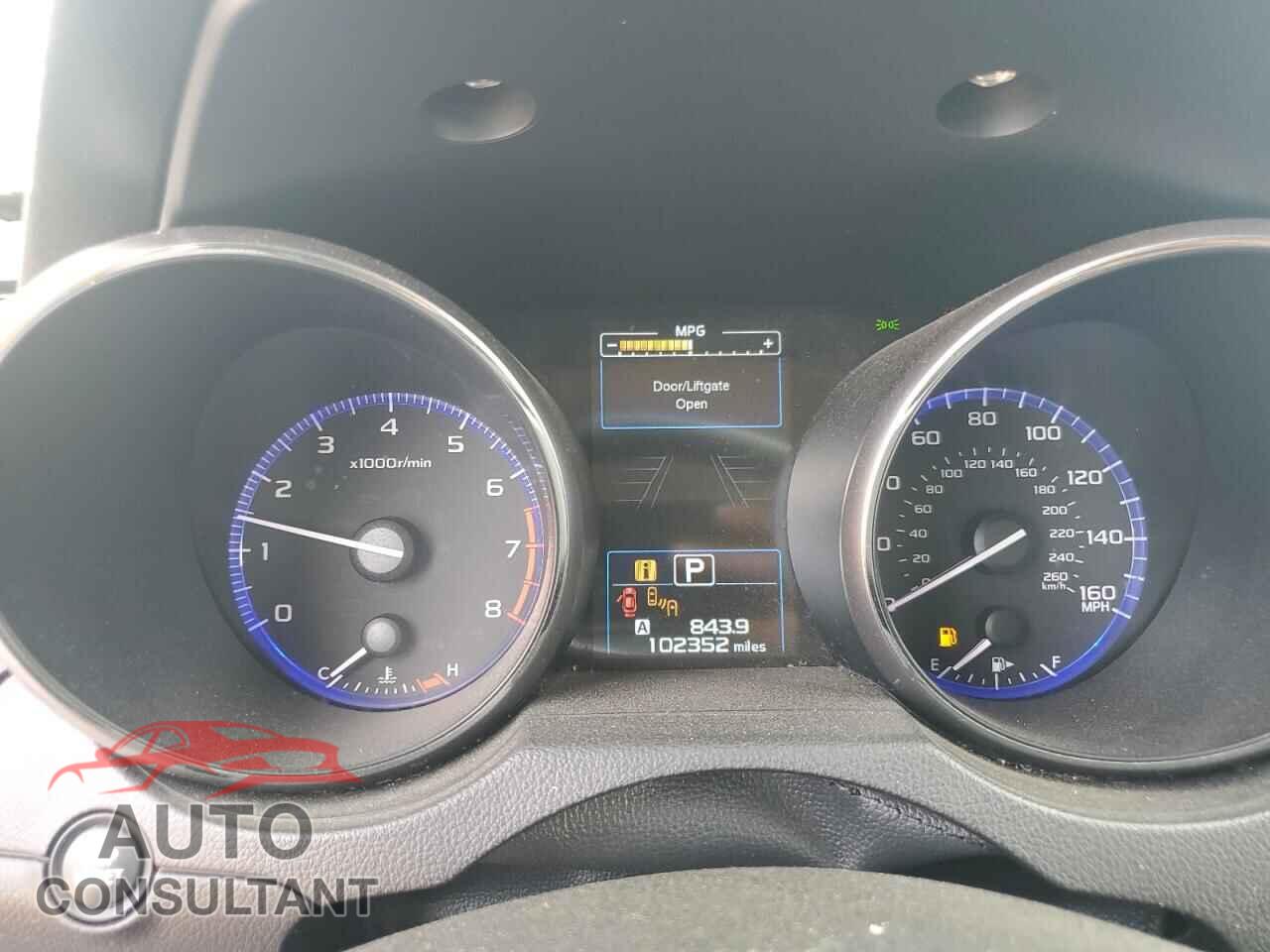 SUBARU OUTBACK 2017 - 4S4BSENC6H3323574