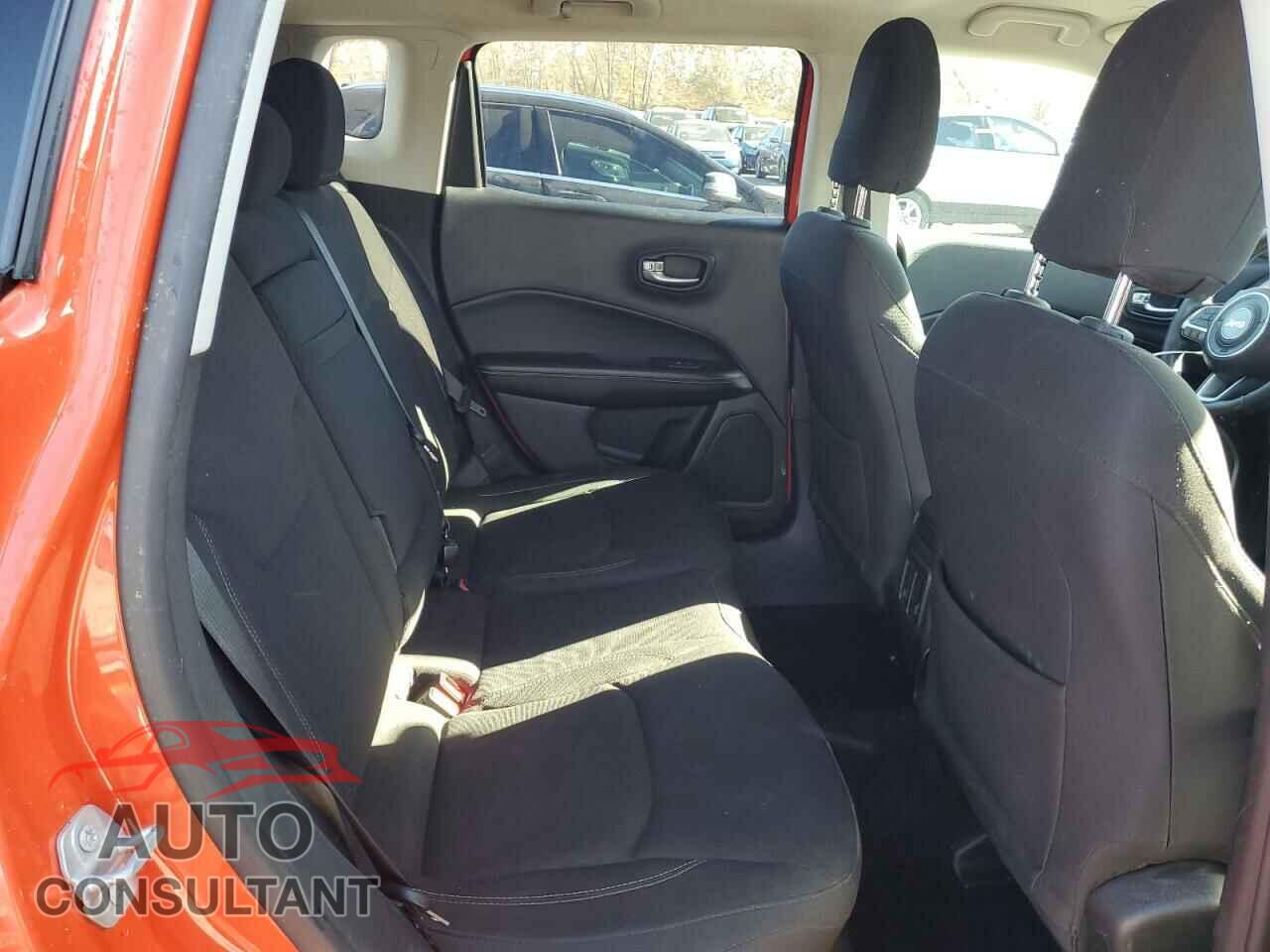 JEEP COMPASS 2017 - 3C4NJDAB2HT642163