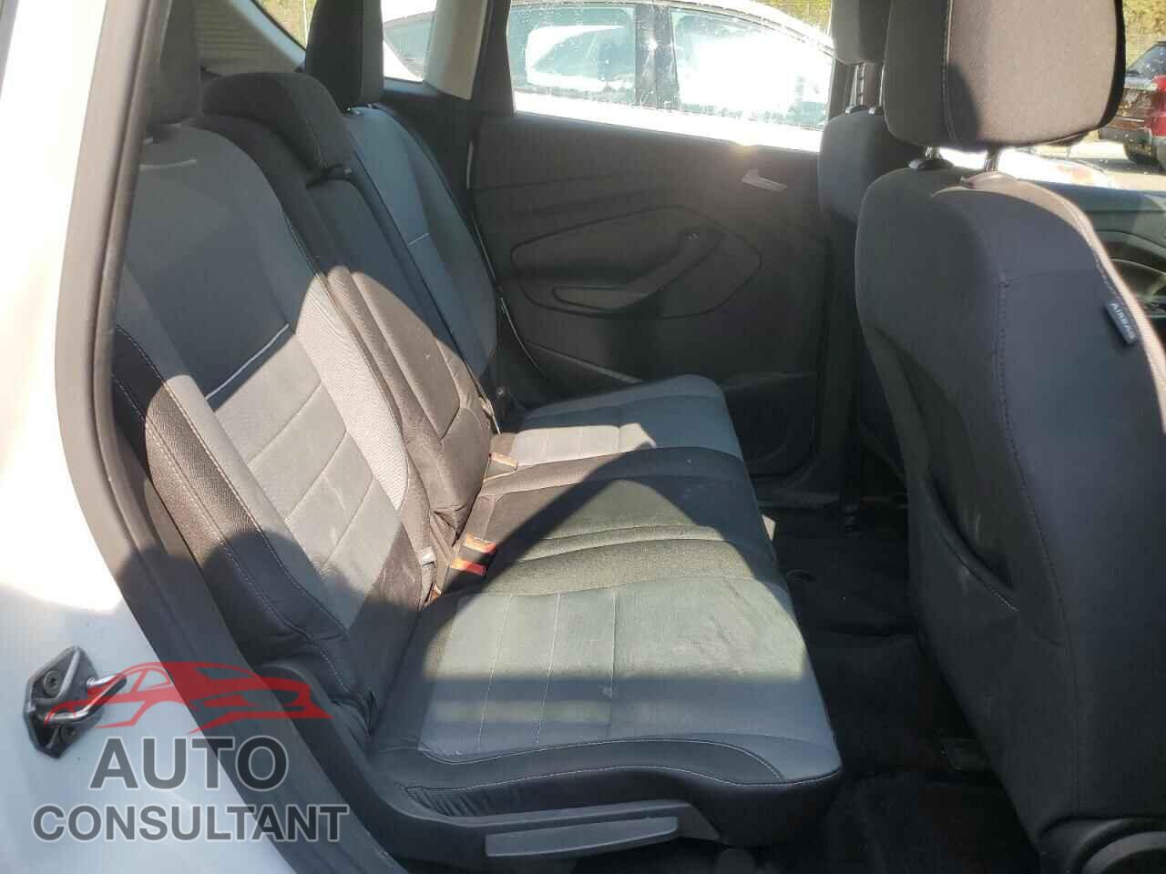 FORD CMAX 2015 - 1FADP5AU9FL101336