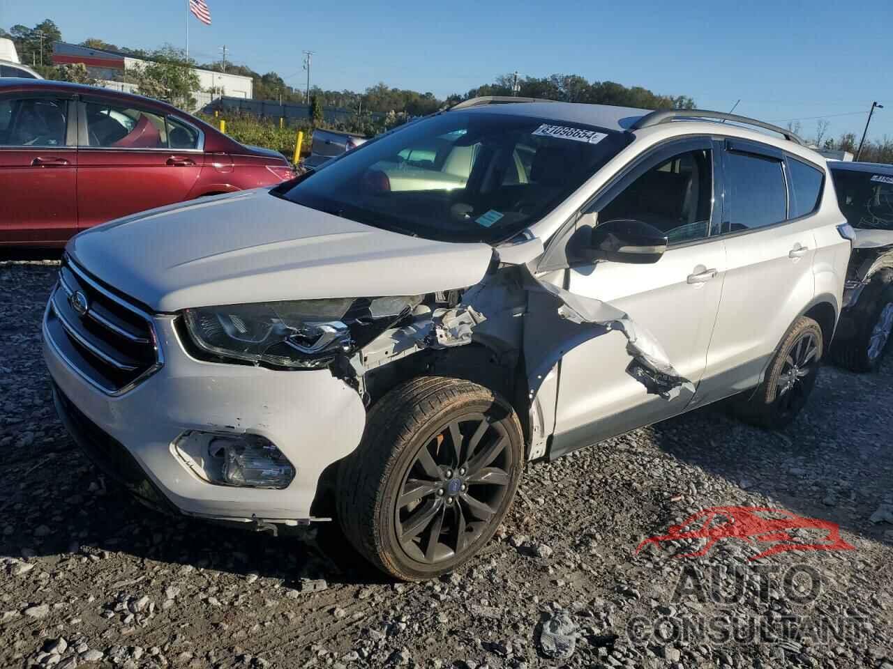 FORD ESCAPE 2017 - 1FMCU0J97HUC30987