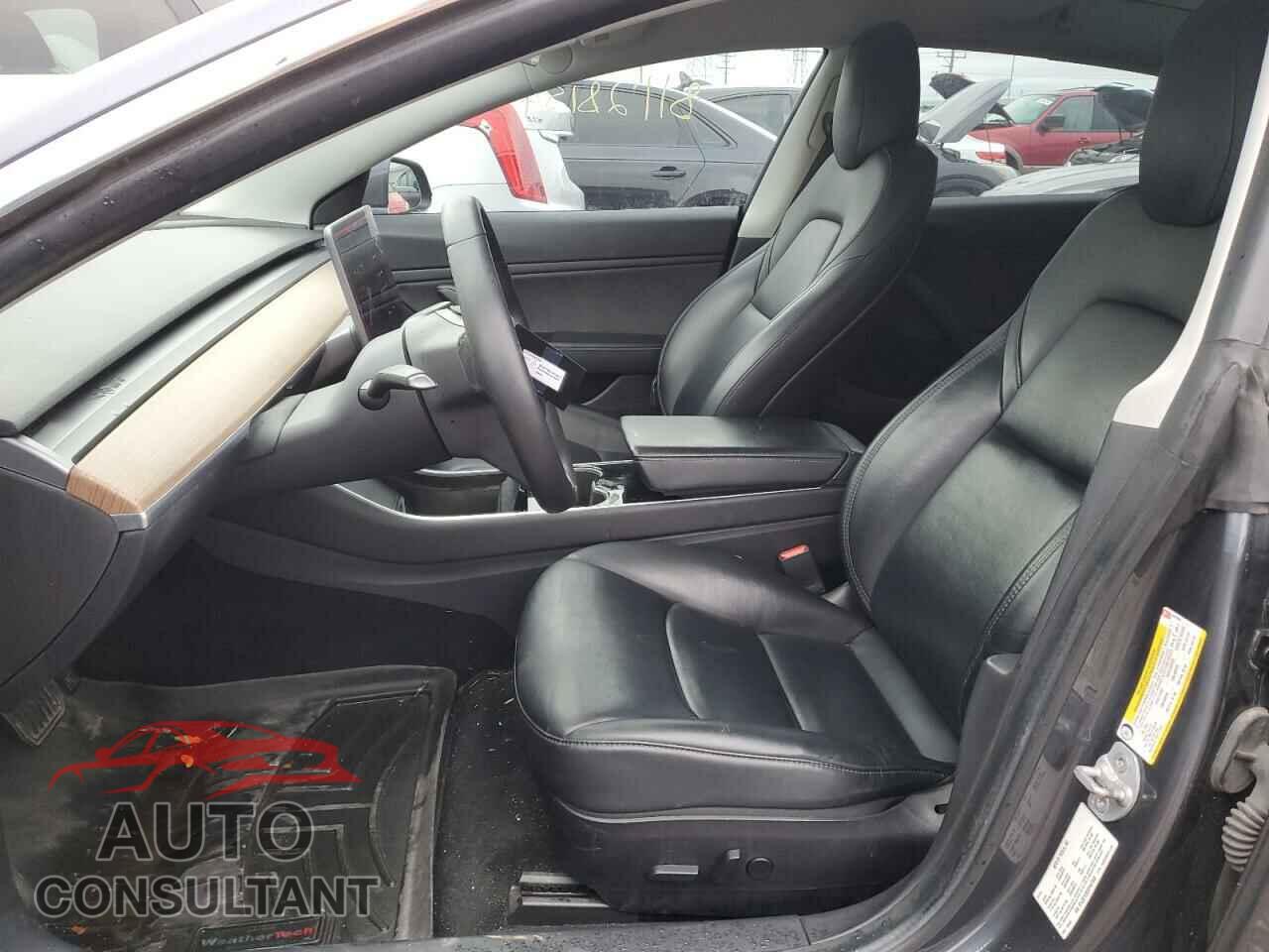 TESLA MODEL 3 2019 - 5YJ3E1EB5KF441948