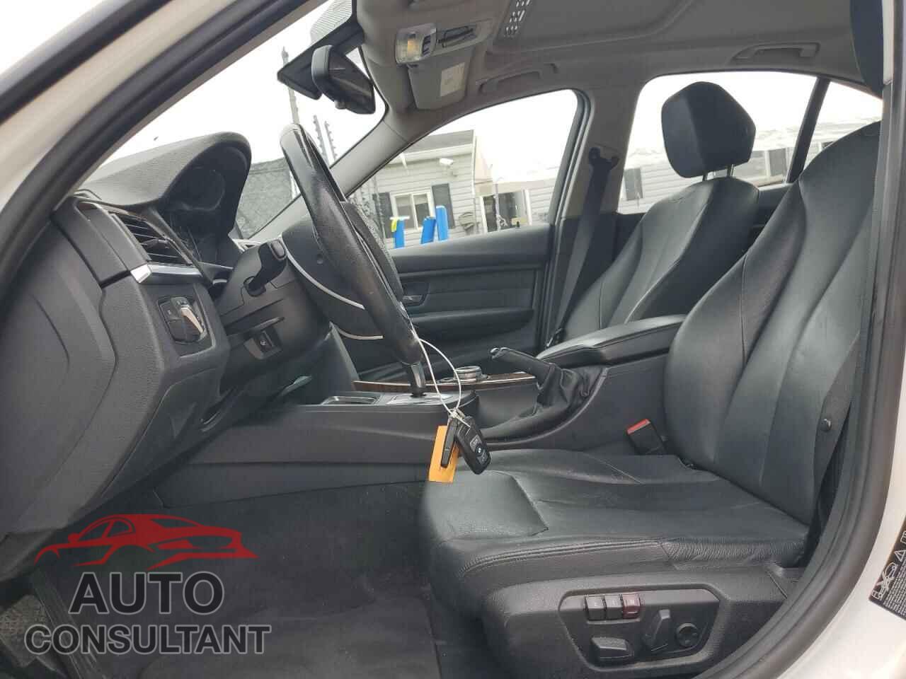 BMW 3 SERIES 2014 - WBA3B5G54ENS06855