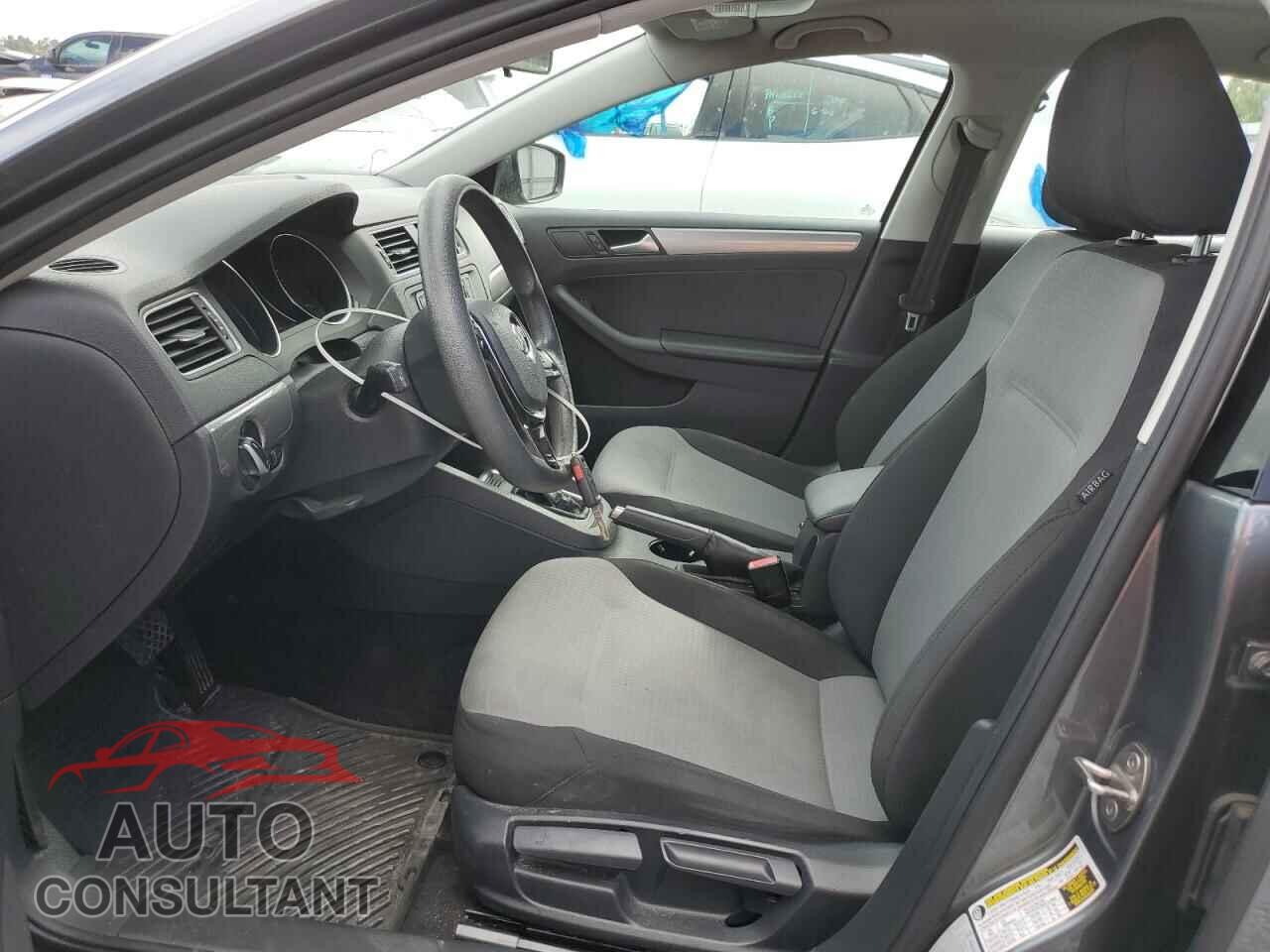 VOLKSWAGEN JETTA 2017 - 3VW2B7AJ9HM398138