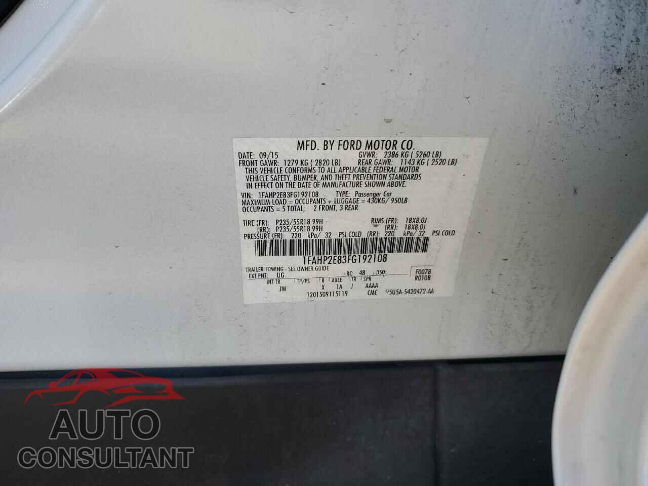 FORD TAURUS 2015 - 1FAHP2E83FG192108