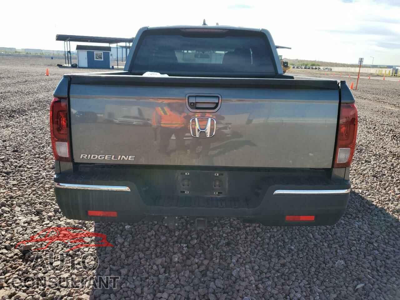 HONDA RIDGELINE 2017 - 5FPYK2F59HB004595