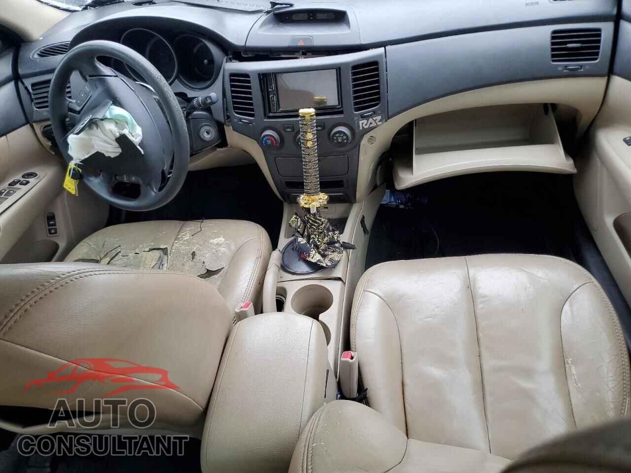 KIA OPTIMA 2010 - KNAGG4A83A5447493