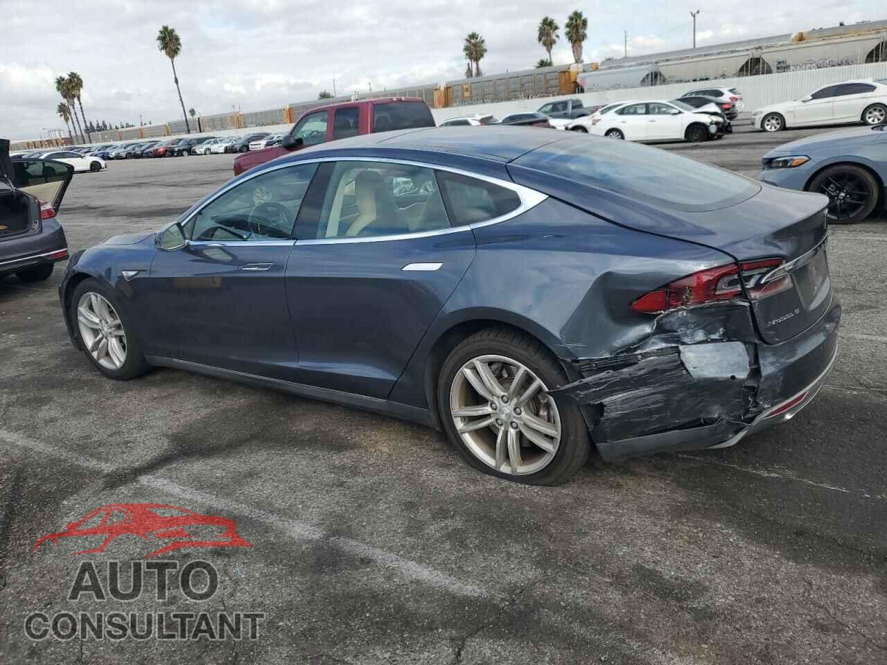 TESLA MODEL S 2015 - 5YJSA1S12FFP74780
