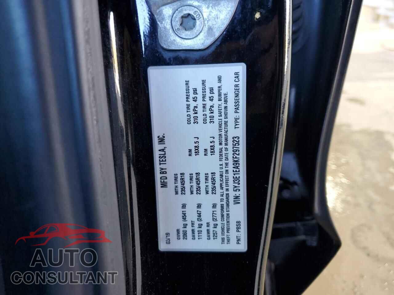 TESLA MODEL 3 2019 - 5YJ3E1EA9KF297523