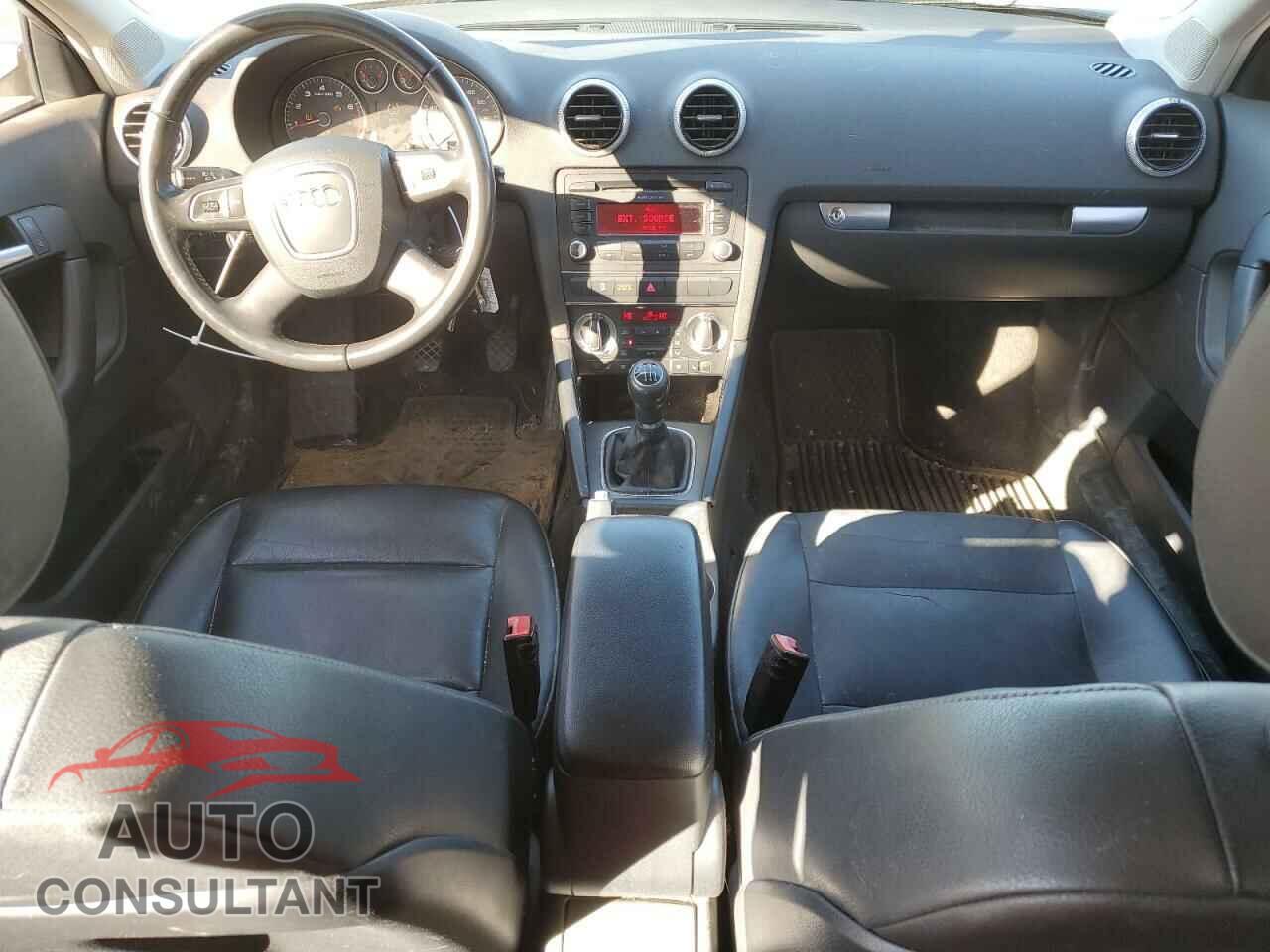 AUDI A3 2012 - WAUFEAFM8CA087573