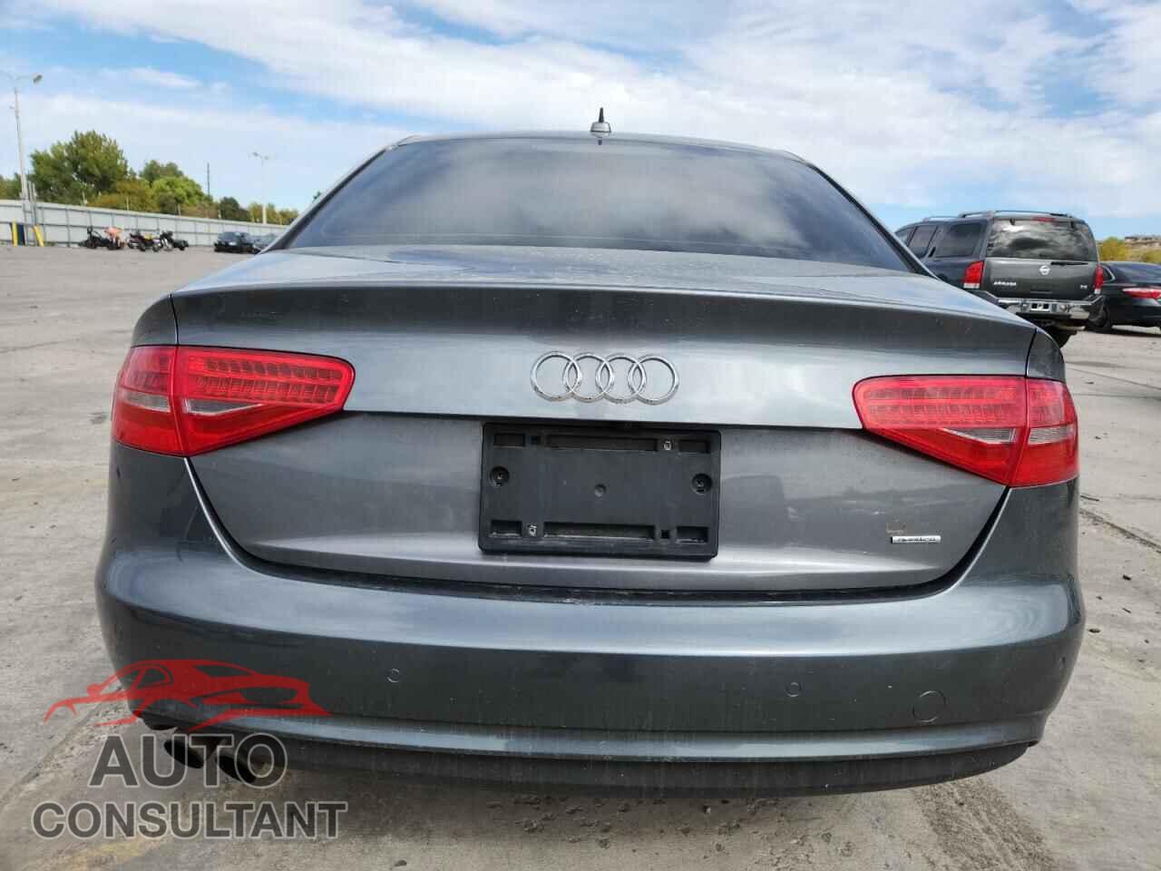 AUDI A4 2013 - WAUFFAFLXDN011190