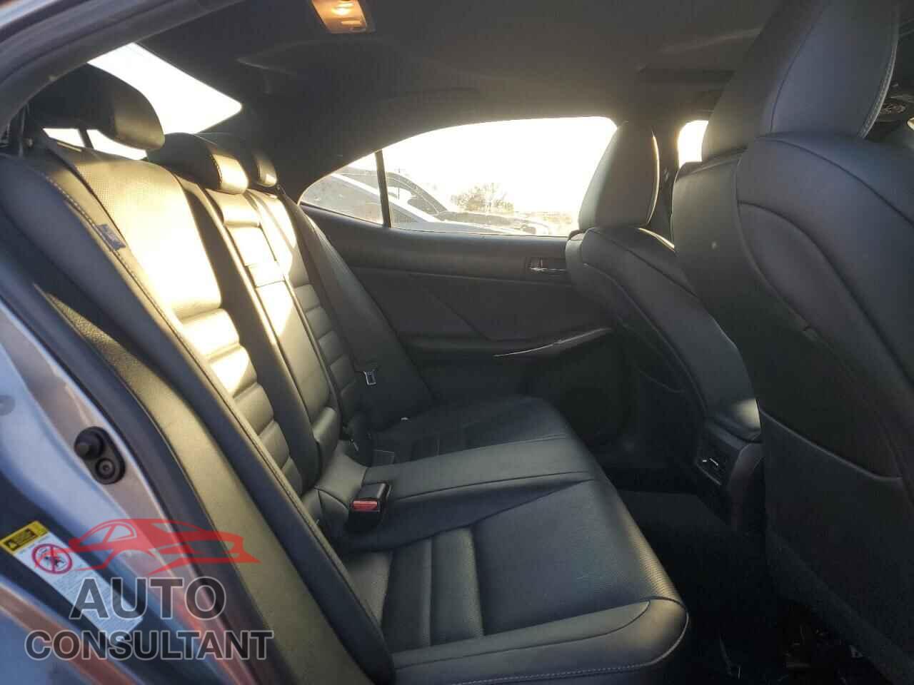 LEXUS IS 2015 - JTHCF1D22F5016952