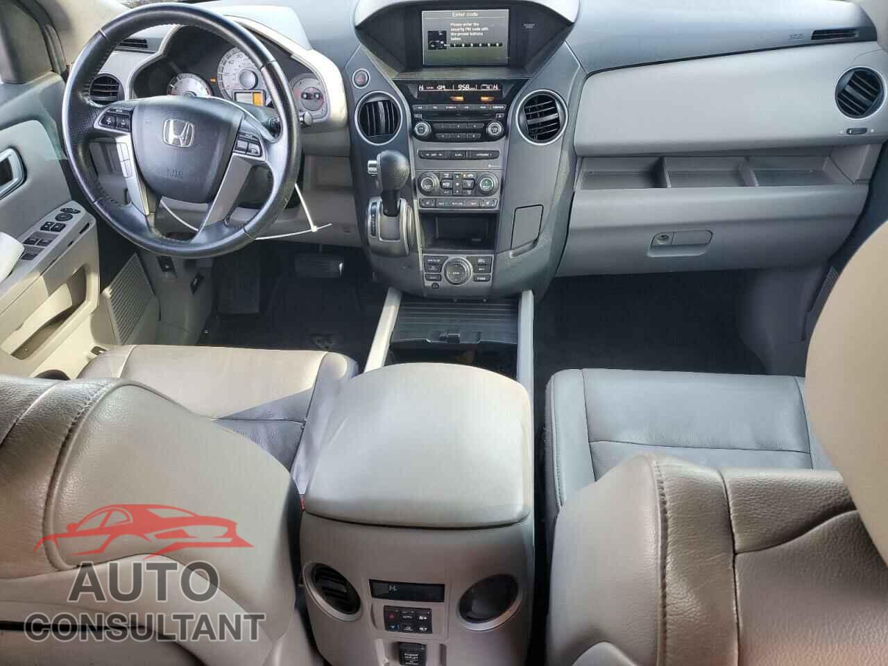 HONDA PILOT 2012 - 5FNYF3H77CB005173