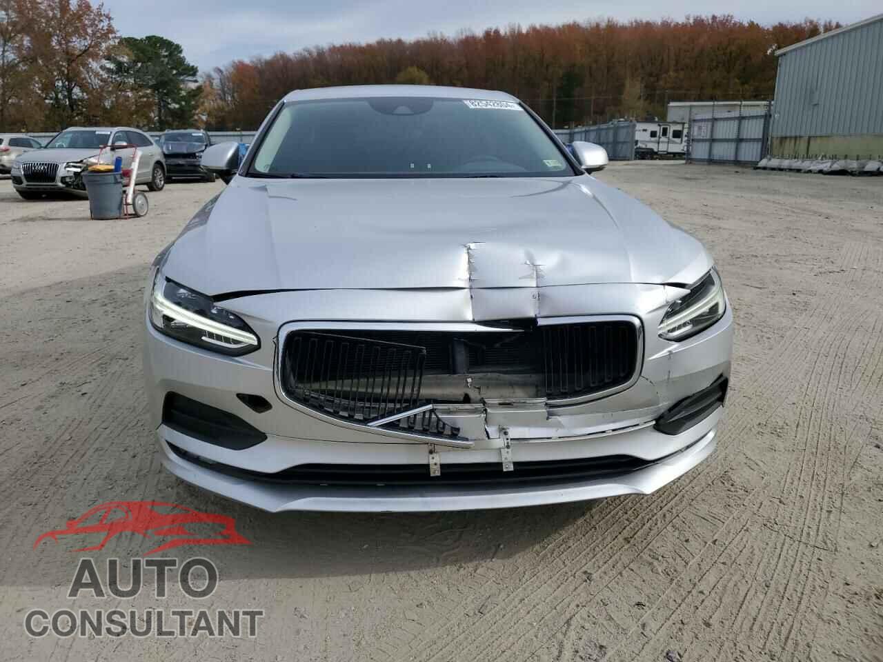 VOLVO S90 2018 - LVY982MK4JP024892