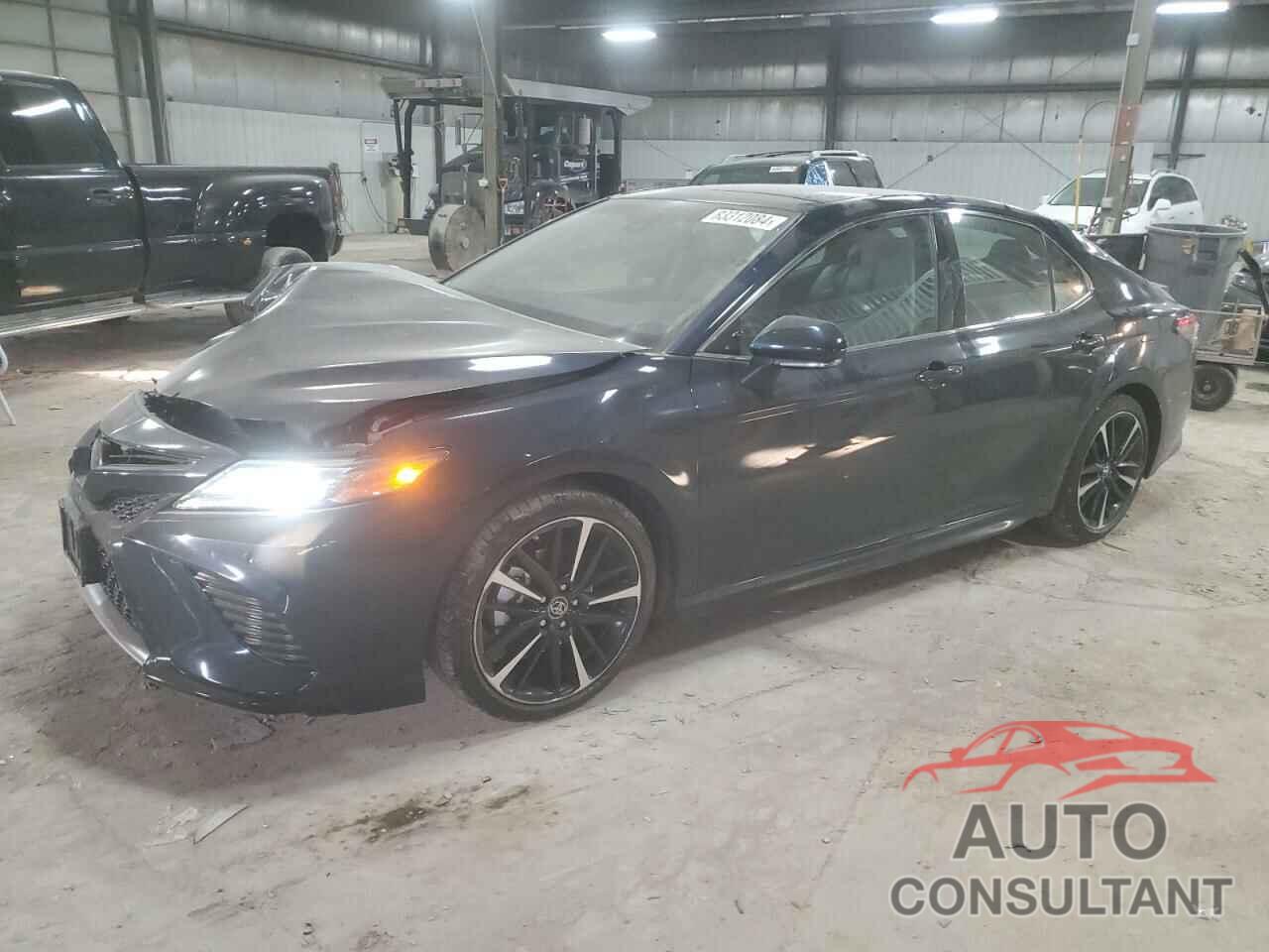 TOYOTA CAMRY 2018 - 4T1B61HK1JU657916