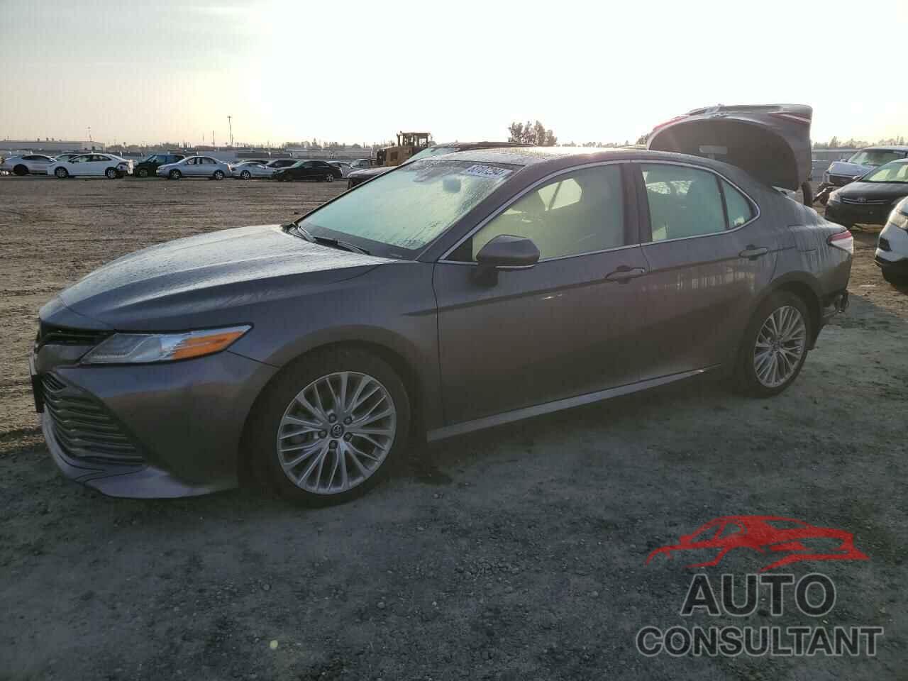 TOYOTA CAMRY 2018 - 4T1BZ1HK7JU009942