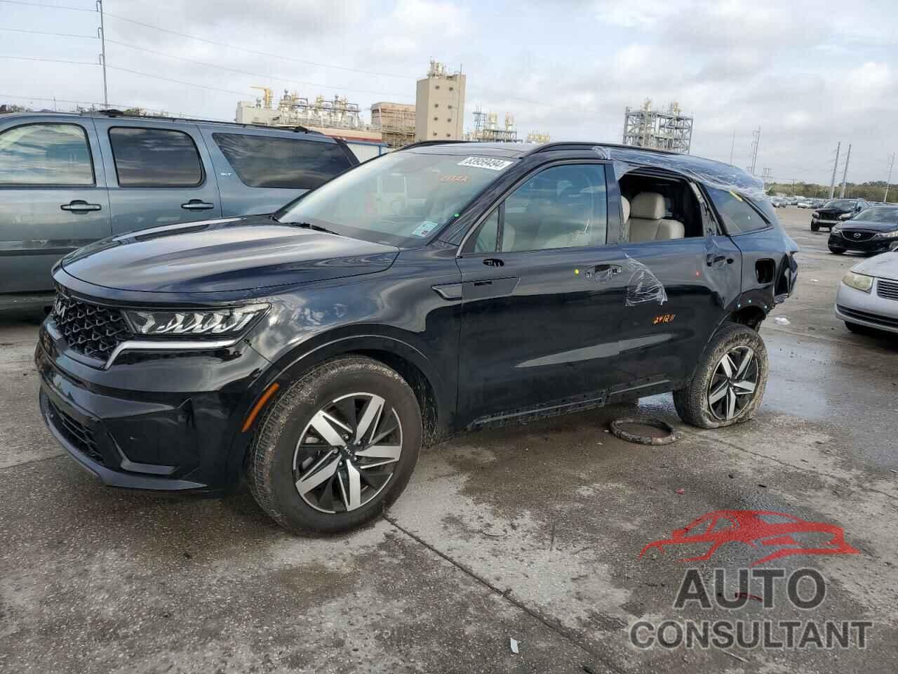 KIA SORENTO 2023 - 5XYRL4LC6PG169696