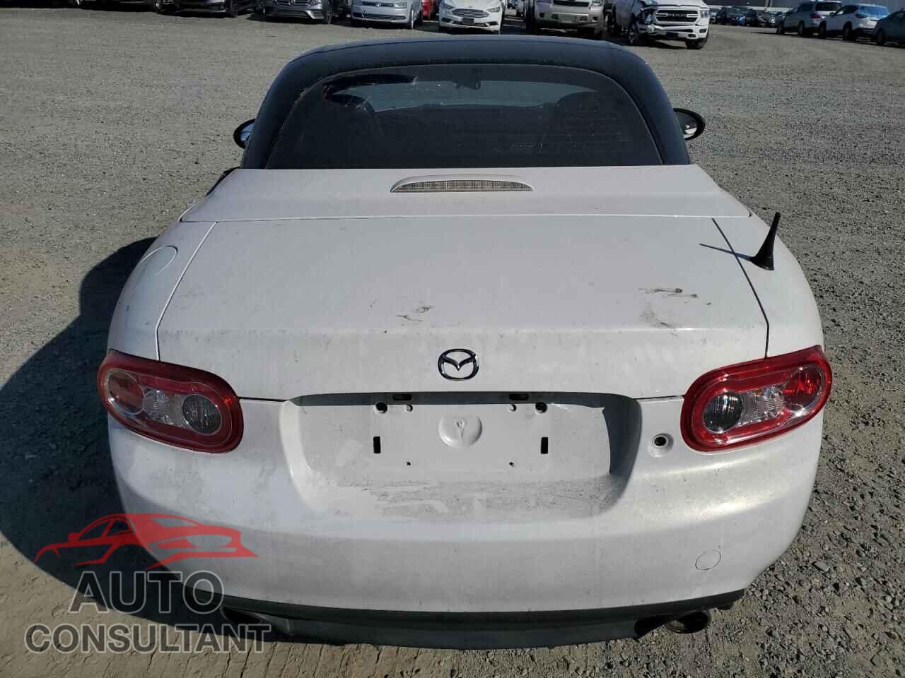 MAZDA MX5 2013 - JM1NC2MF2D0231558