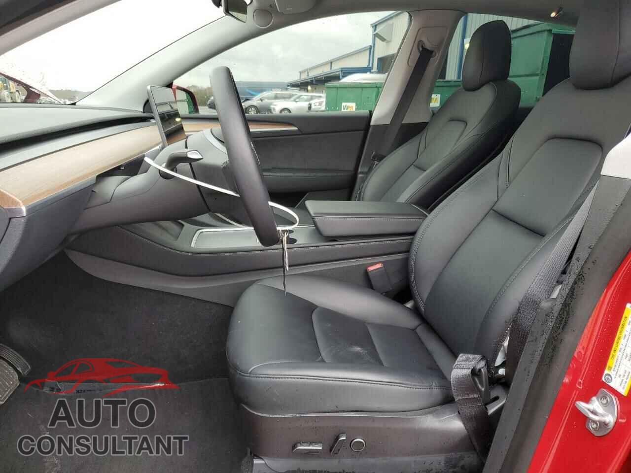TESLA MODEL Y 2023 - 7SAYGDEE6PF668443