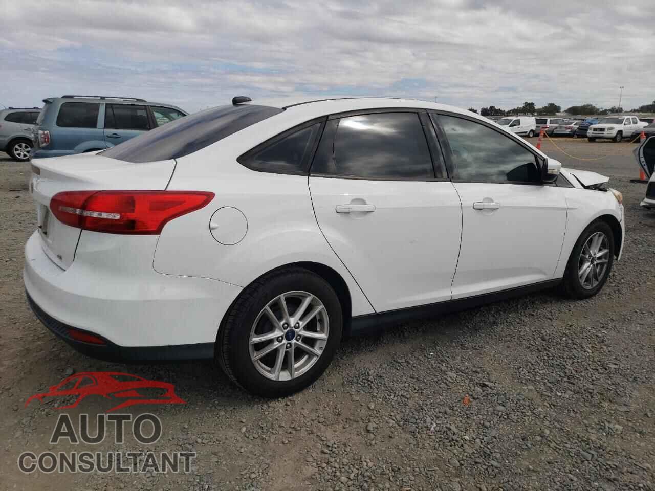 FORD FOCUS 2016 - 1FADP3F24GL347885