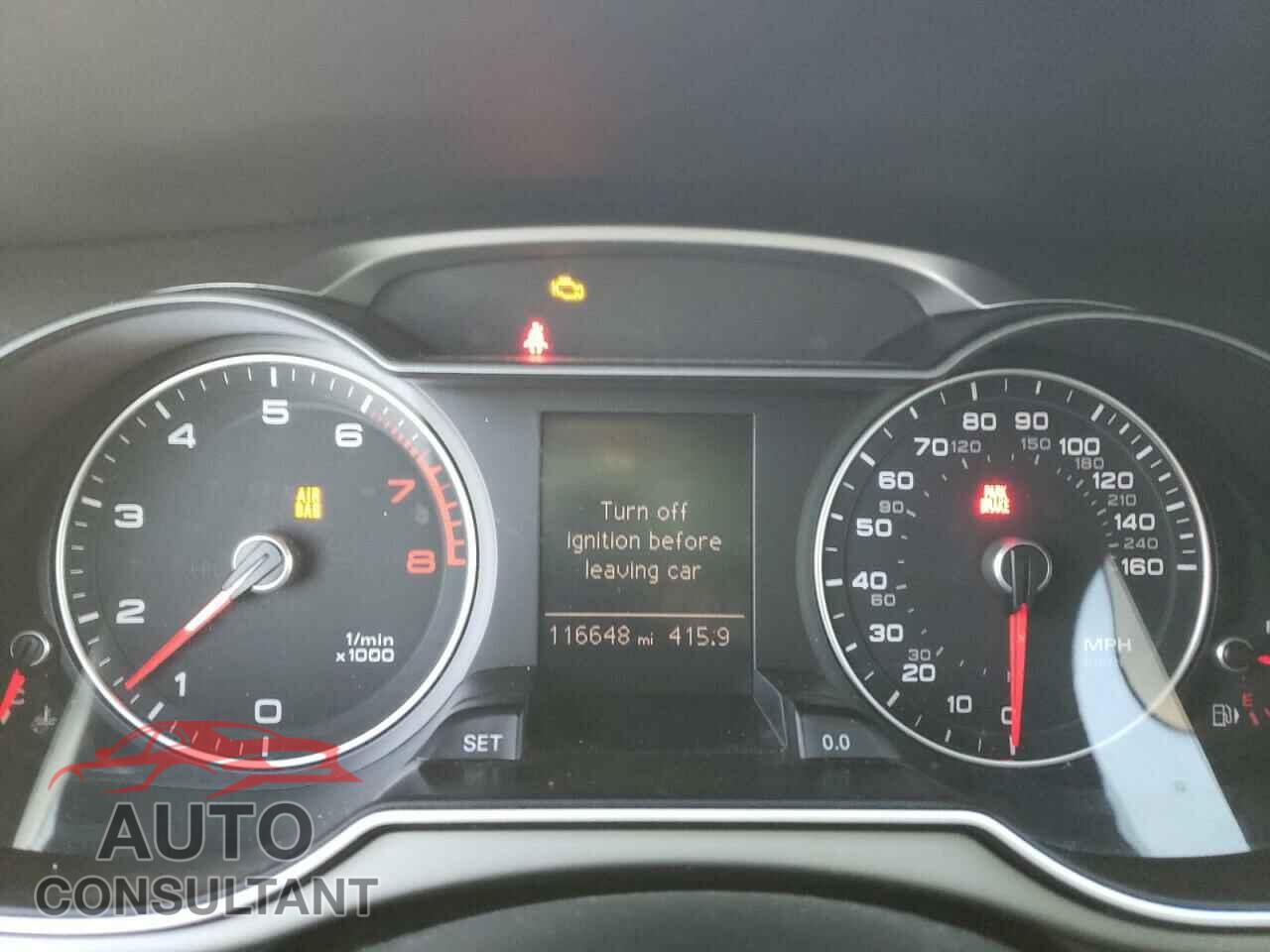 AUDI A4 2014 - WAUDFAFL8EN013108