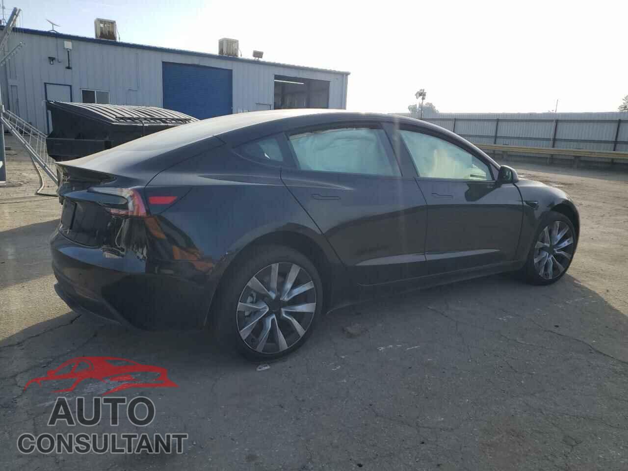 TESLA MODEL 3 2024 - 5YJ3E1EA5RF870167