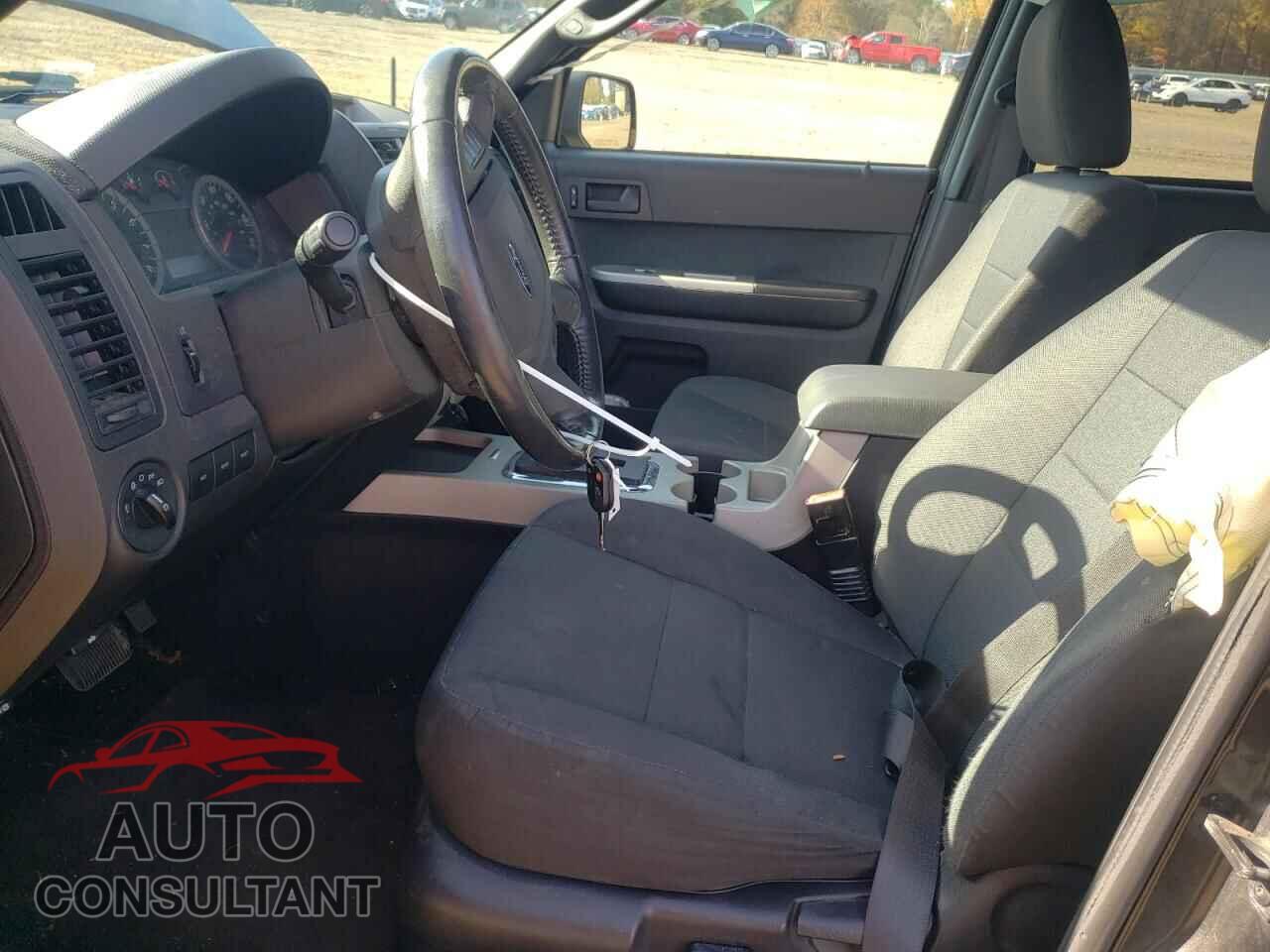 FORD ESCAPE 2011 - 1FMCU9D77BKA49213