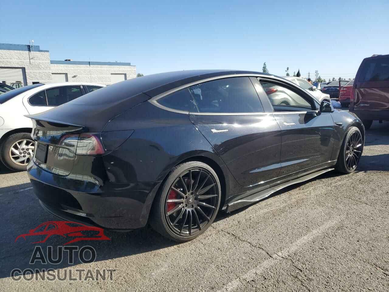 TESLA MODEL 3 2019 - 5YJ3E1EB8KF438333