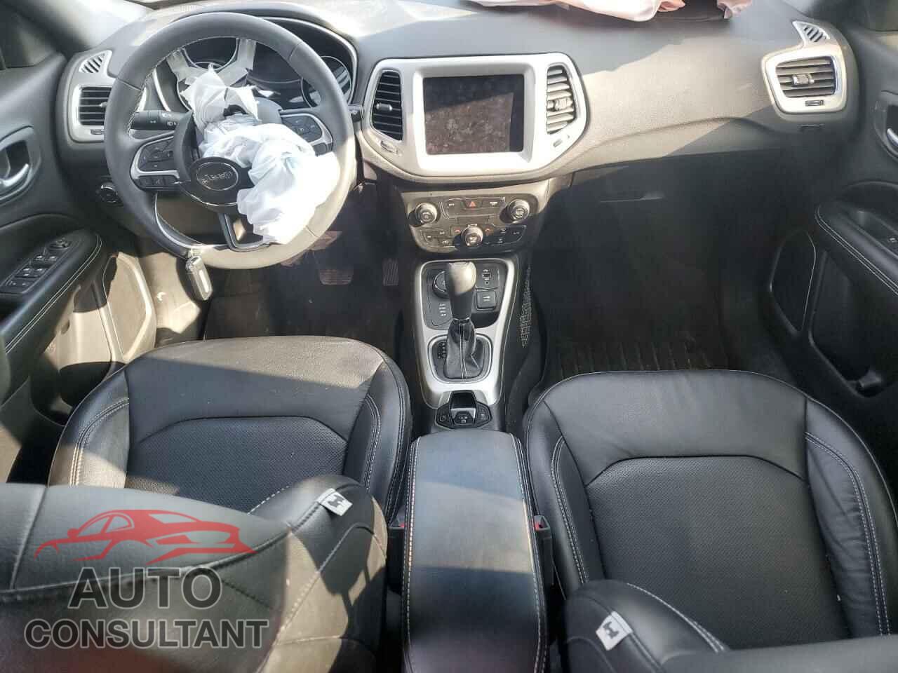 JEEP COMPASS 2021 - 3C4NJDEB2MT565492