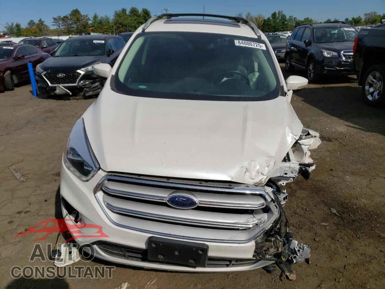 FORD ESCAPE 2018 - 1FMCU9J97JUC21295