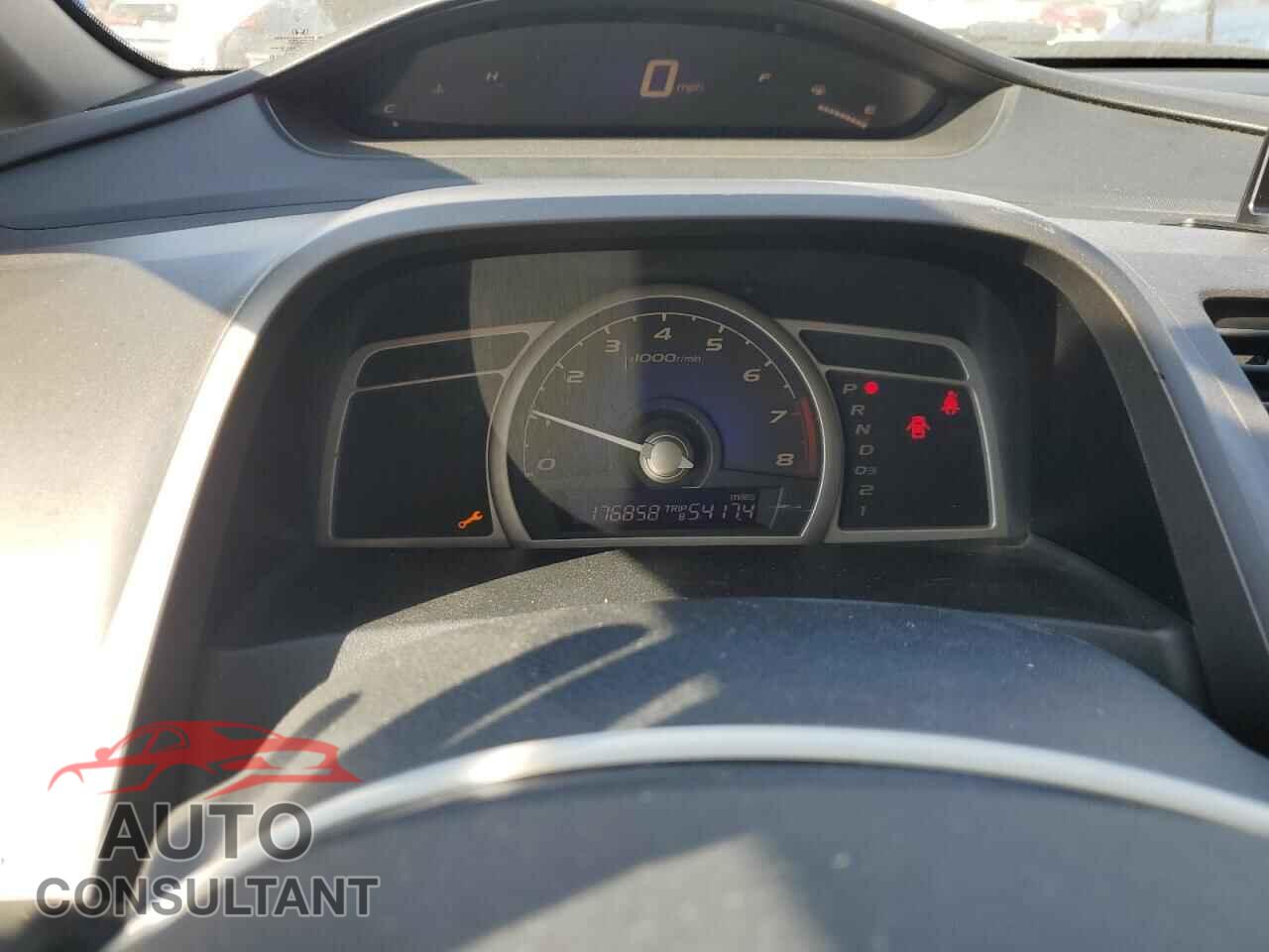 HONDA CIVIC 2009 - 19XFA16659E007040