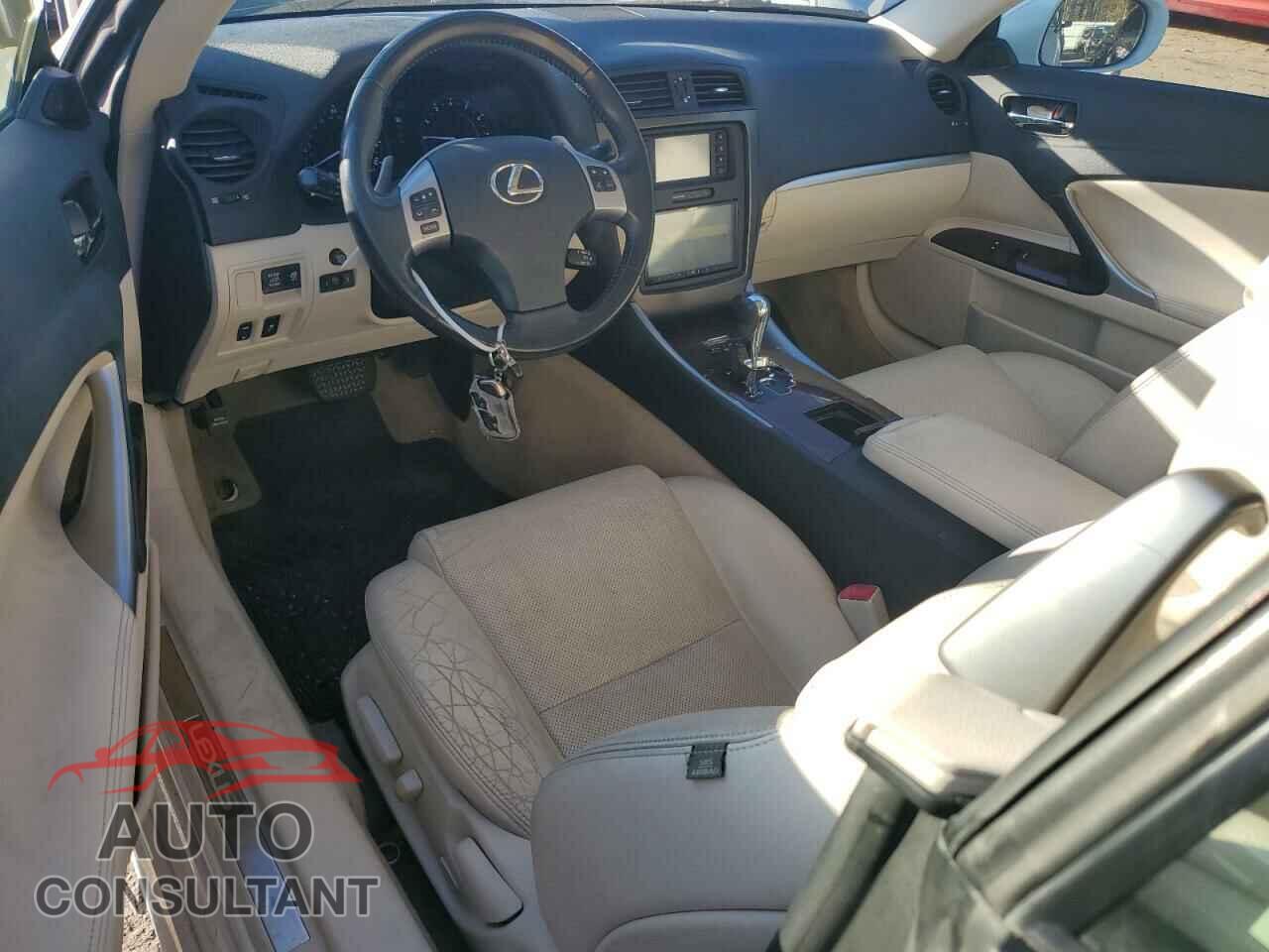 LEXUS IS 2013 - JTHFF2C20D2527417