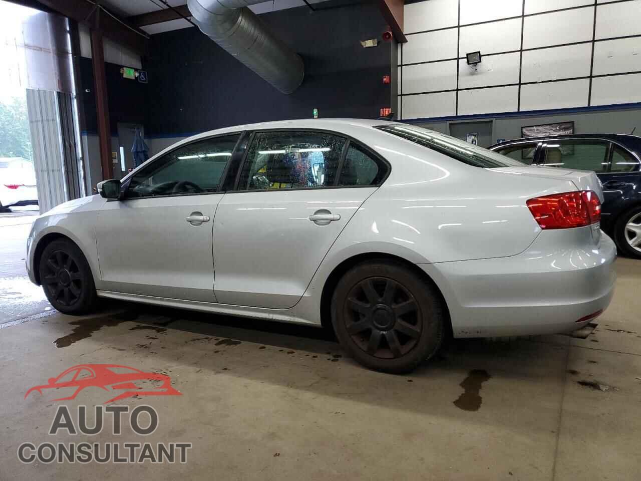 VOLKSWAGEN JETTA 2014 - 3VWD17AJ2EM361049