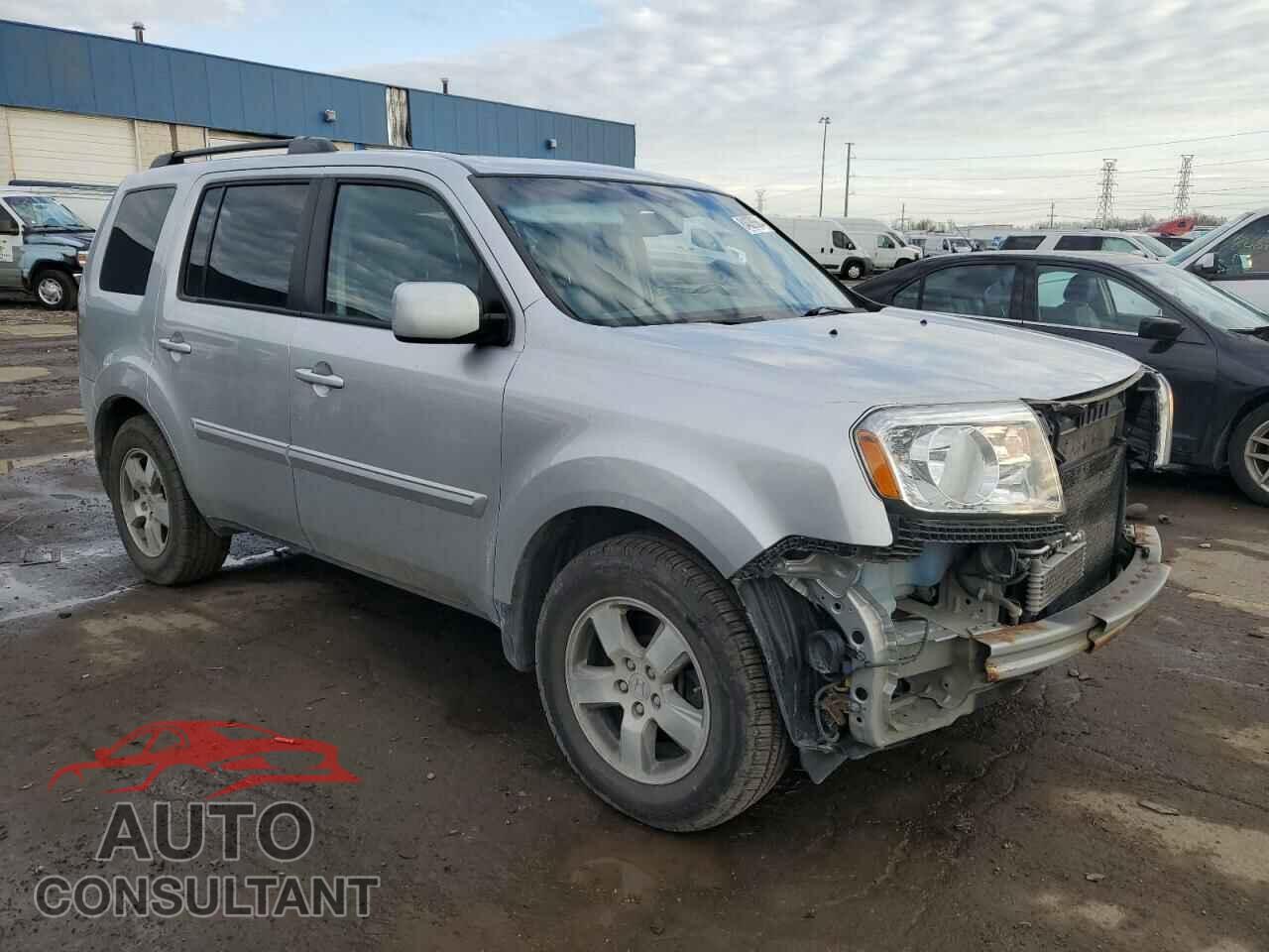 HONDA PILOT 2011 - 5FNYF4H50BB047459