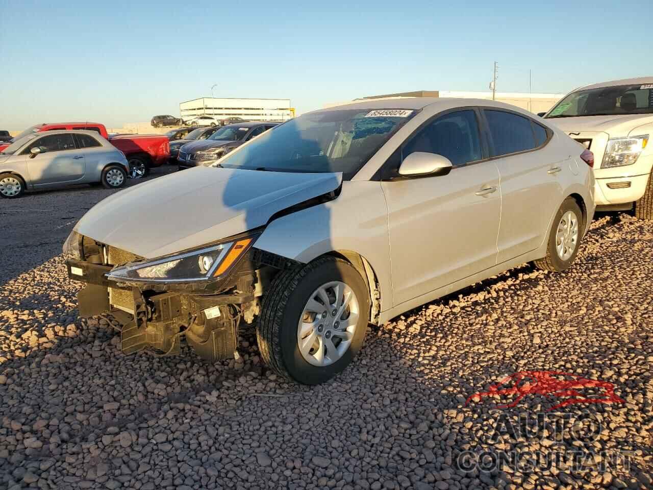 HYUNDAI ELANTRA 2019 - 5NPD74LF8KH470559