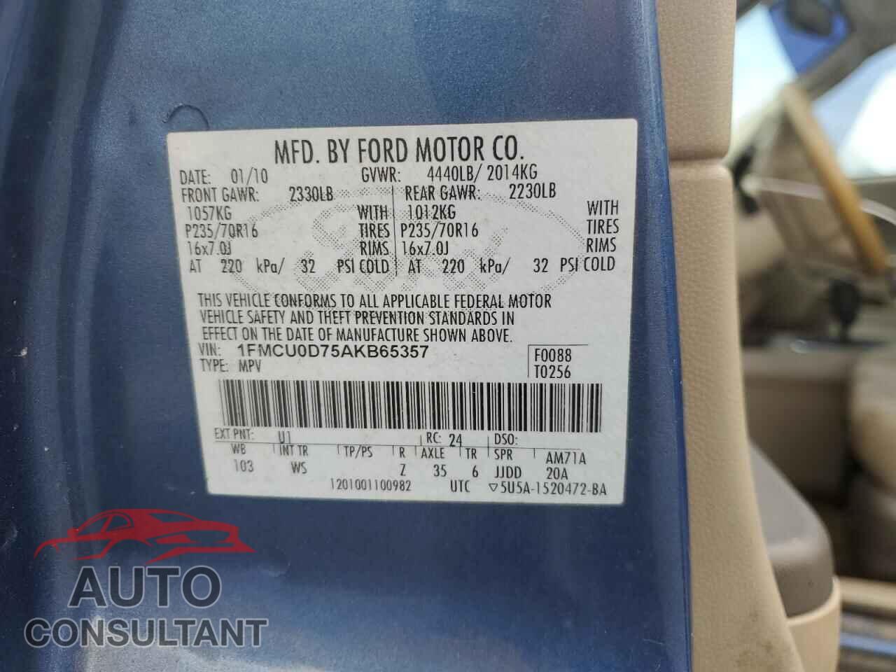 FORD ESCAPE 2010 - 1FMCU0D75AKB65357