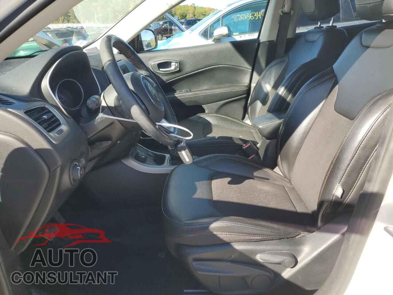 JEEP COMPASS 2020 - 3C4NJDBB2LT160252