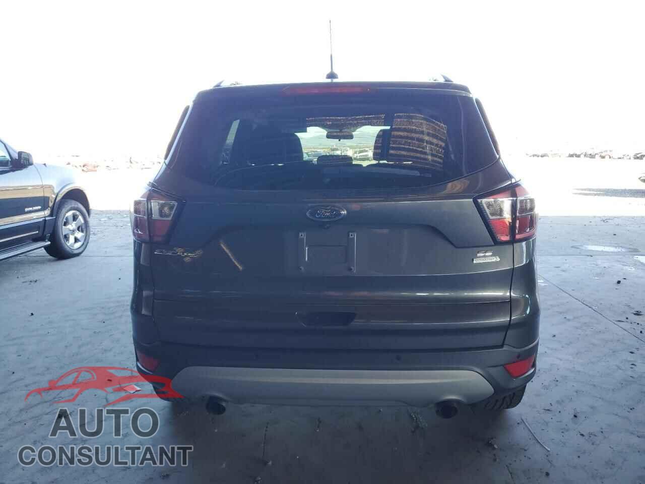 FORD ESCAPE 2017 - 1FMCU0GD9HUC51657