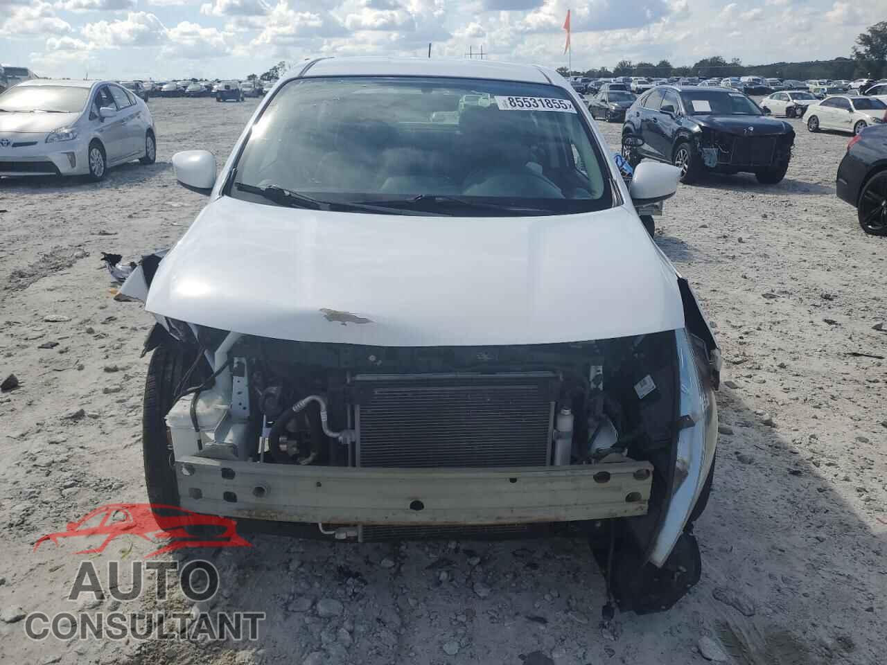 NISSAN VERSA 2019 - 3N1CN7AP3KL826479