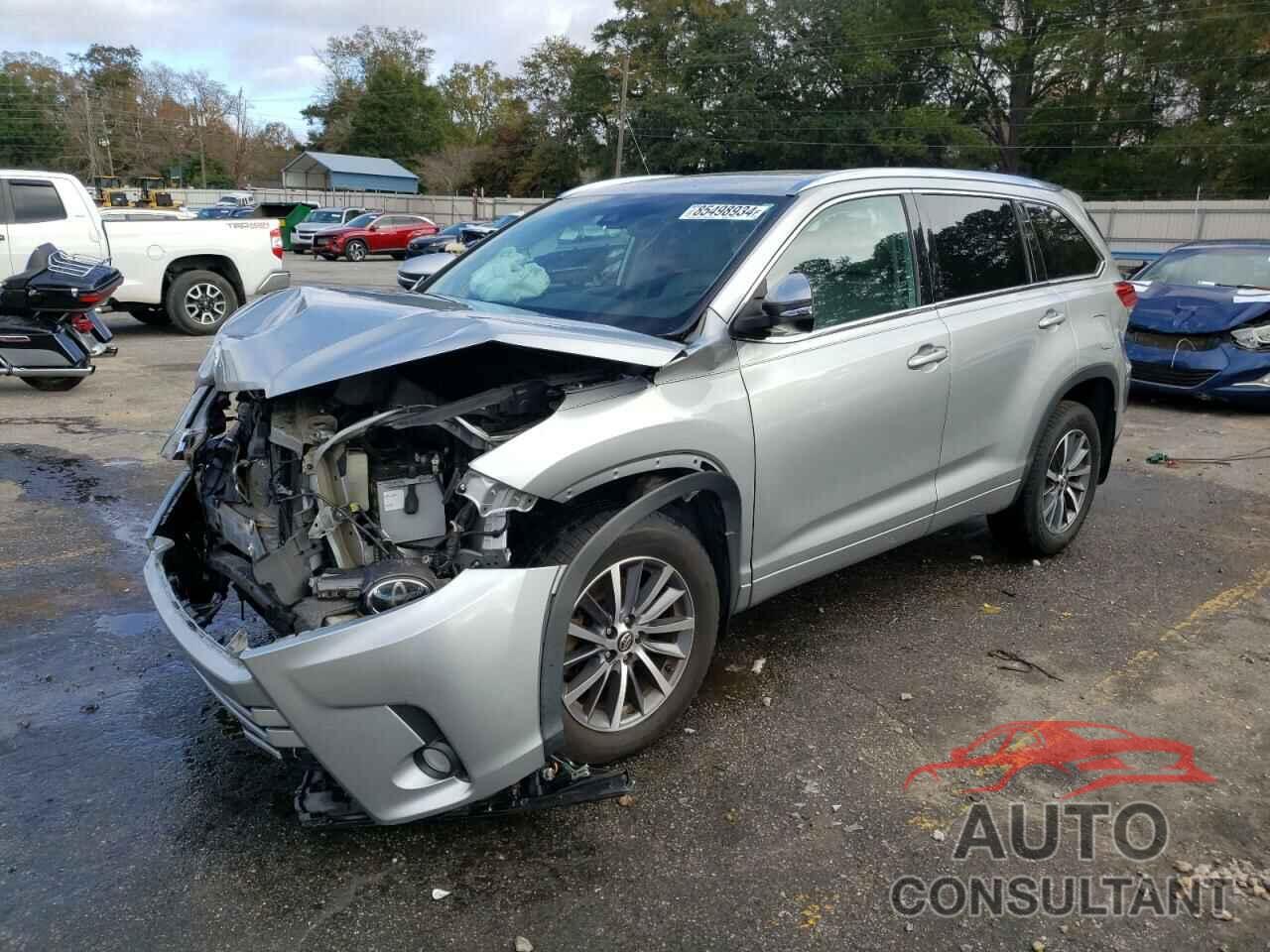 TOYOTA HIGHLANDER 2018 - 5TDKZRFHXJS545489