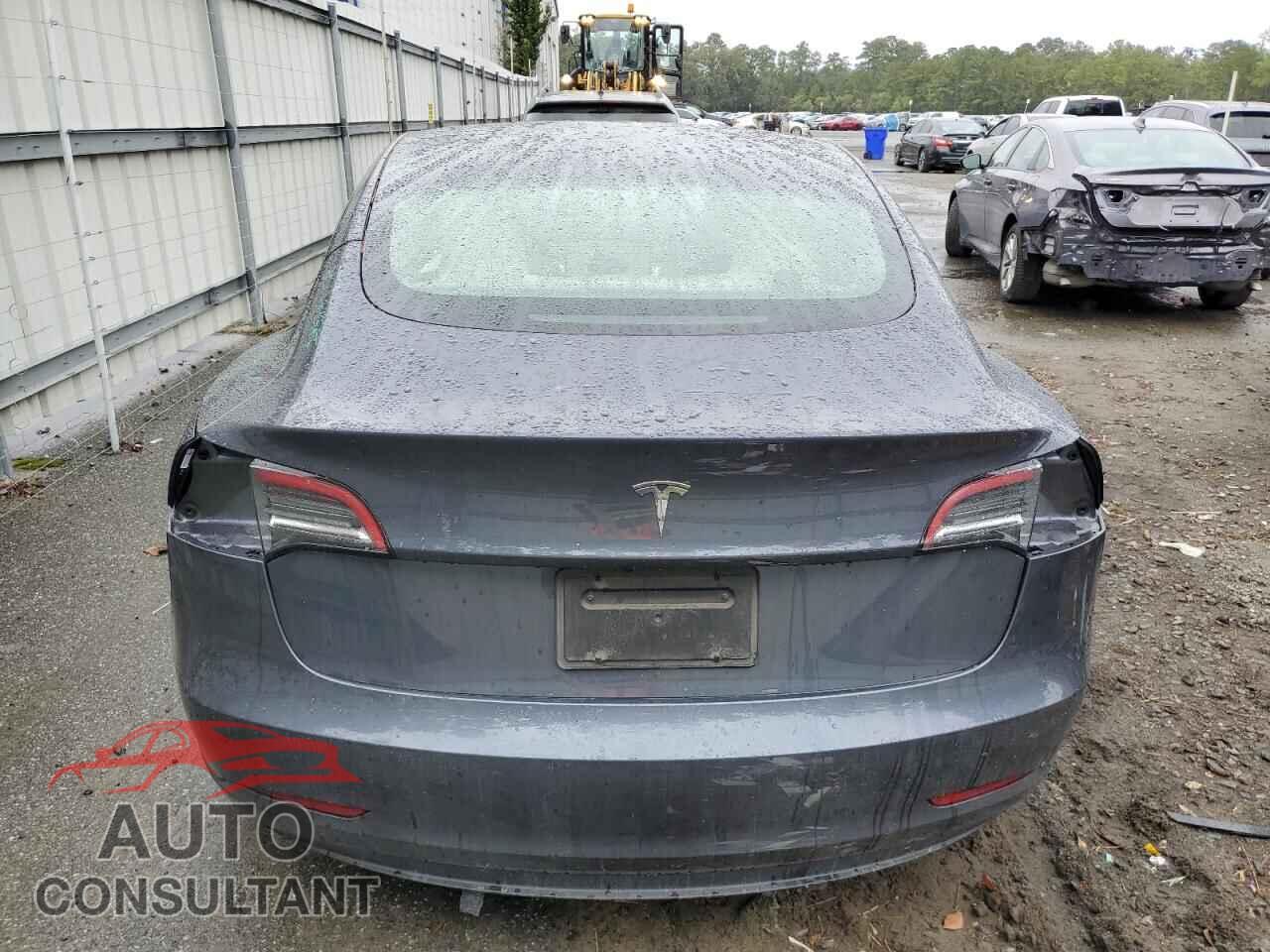 TESLA MODEL 3 2023 - 5YJ3E1EA8PF607653