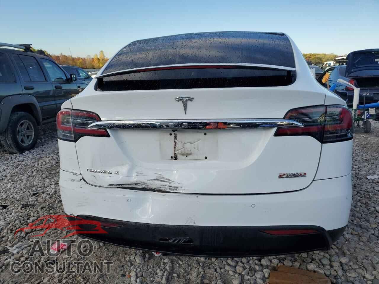 TESLA MODEL X 2016 - 5YJXCAE45GF023888