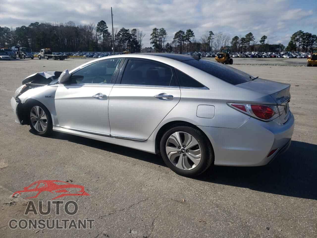 HYUNDAI SONATA 2014 - KMHEC4A47EA105976