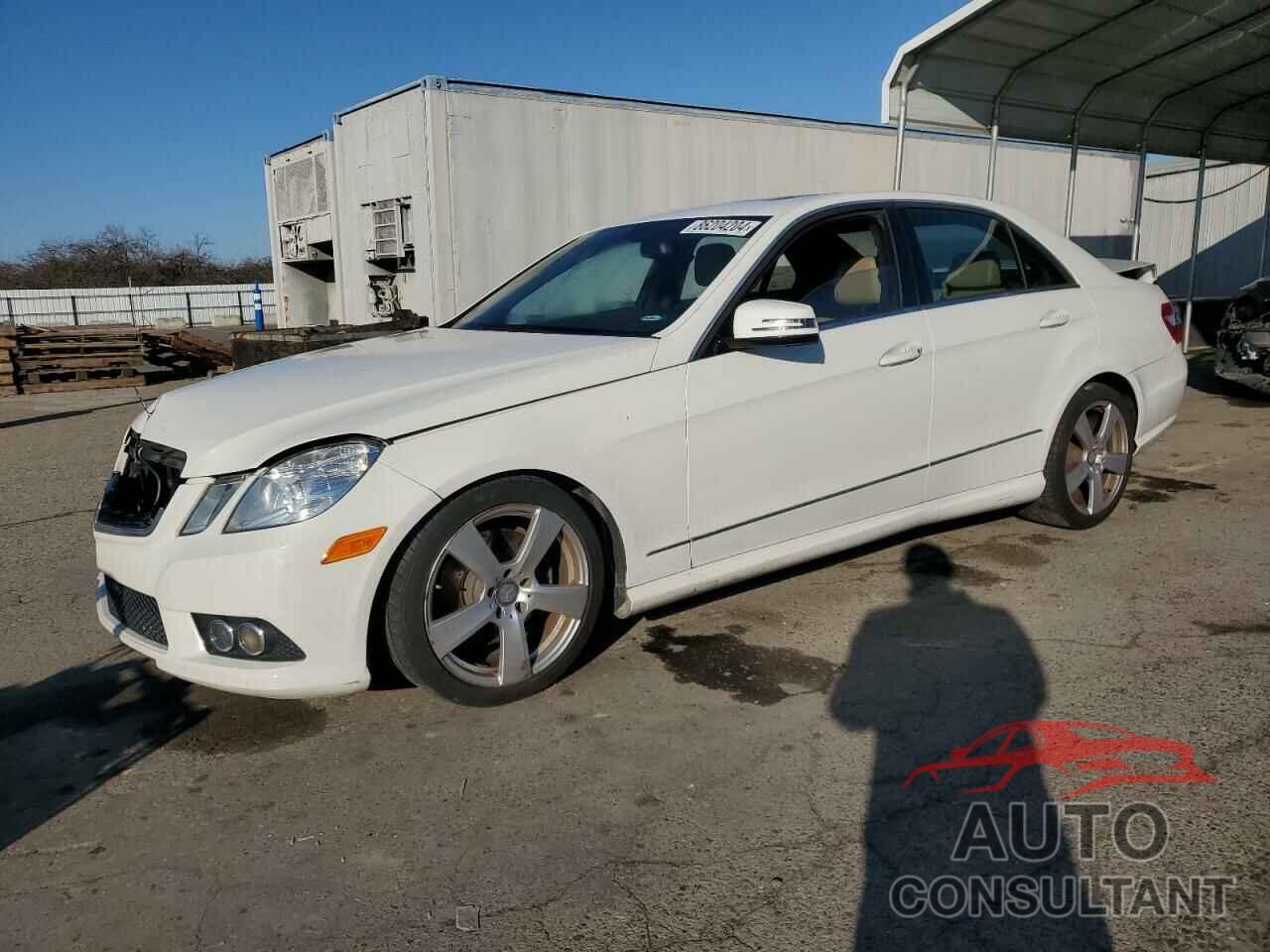 MERCEDES-BENZ E-CLASS 2010 - WDDHF5GB0AA212338