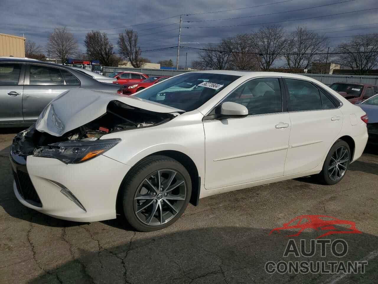 TOYOTA CAMRY 2016 - 4T1BK1FK5GU572309