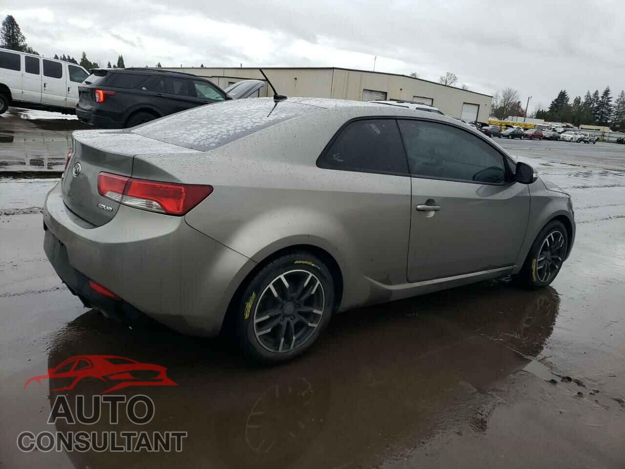 KIA FORTE 2010 - KNAFW6A32A5272880