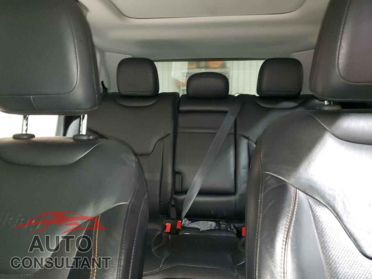 JEEP COMPASS 2017 - 3C4NJDCB1HT671831