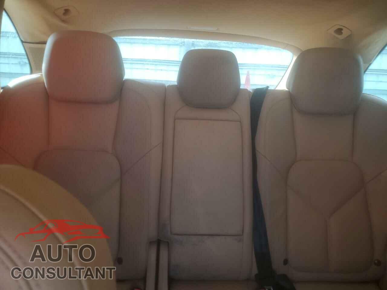 PORSCHE CAYENNE 2013 - WP1AA2A21DLA02422
