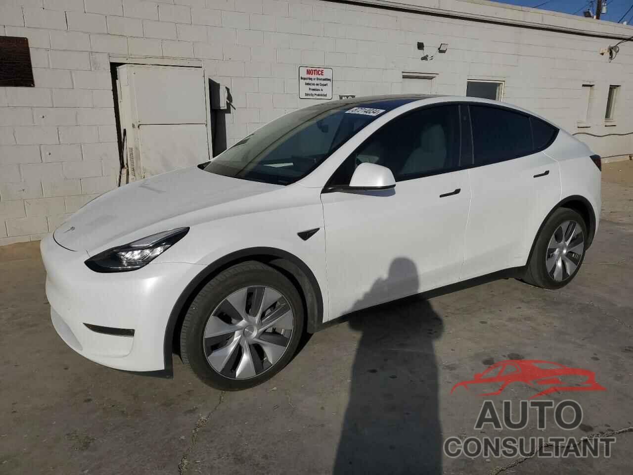 TESLA MODEL Y 2023 - 7SAYGDEE6PA115255