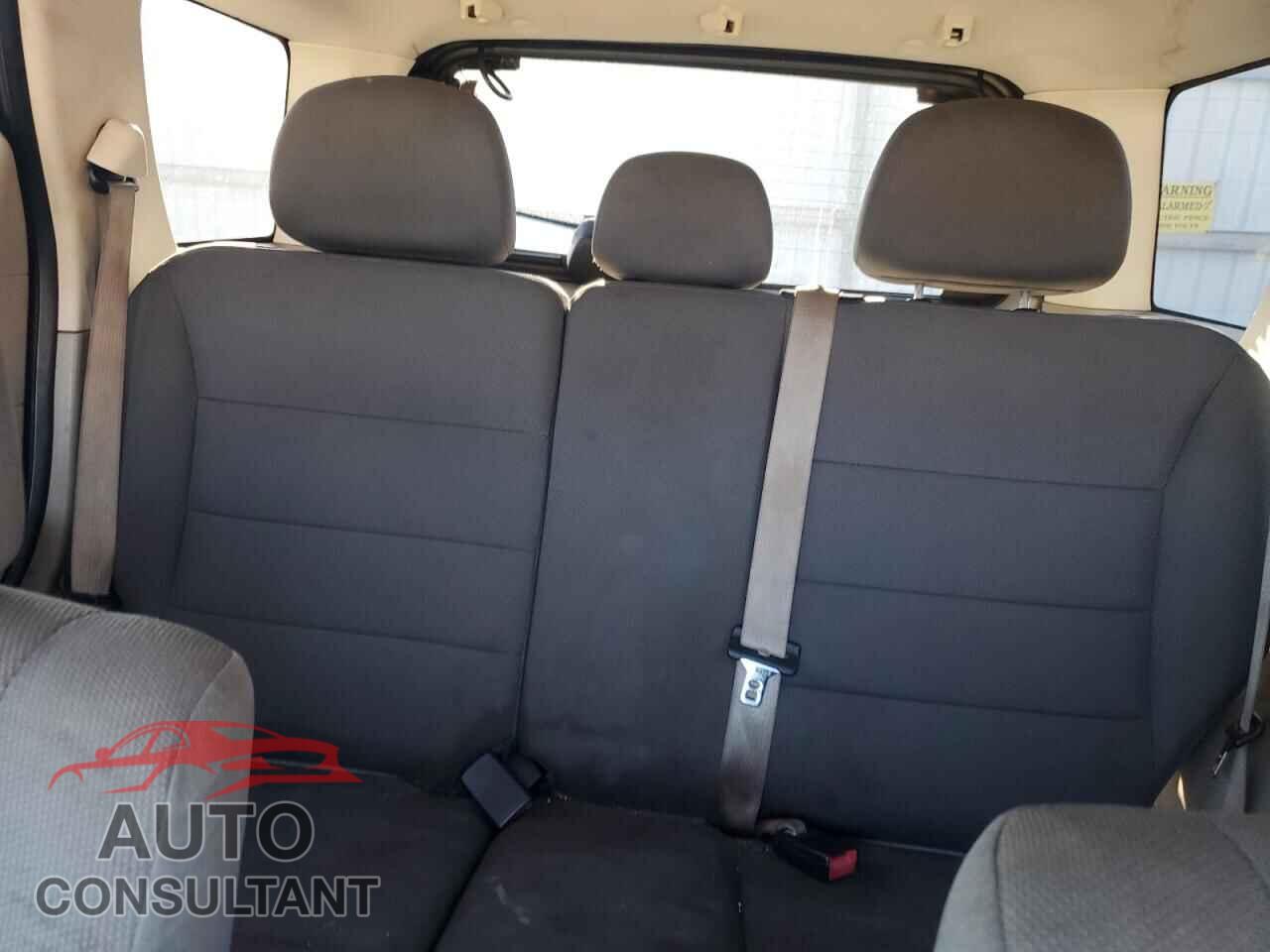 FORD ESCAPE 2010 - 1FMCU0D76AKB34991